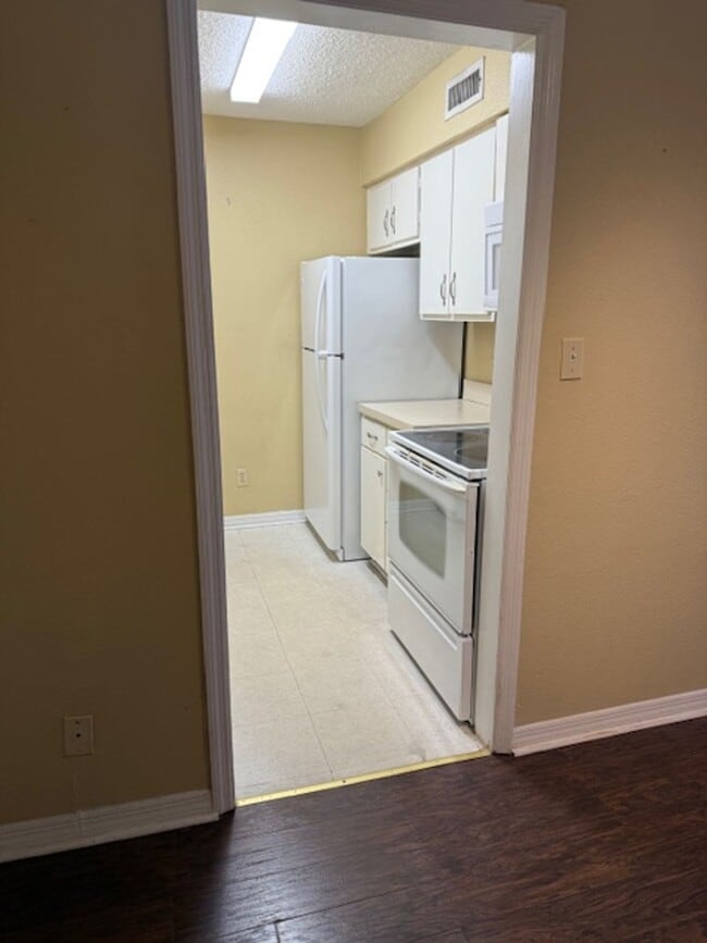 Photo - SERRAVELLA 2-BEDROOM CONDO Unit 315-207