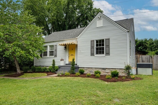 Photo - Welcome to your perfect rental in the heart of Green Hills!
