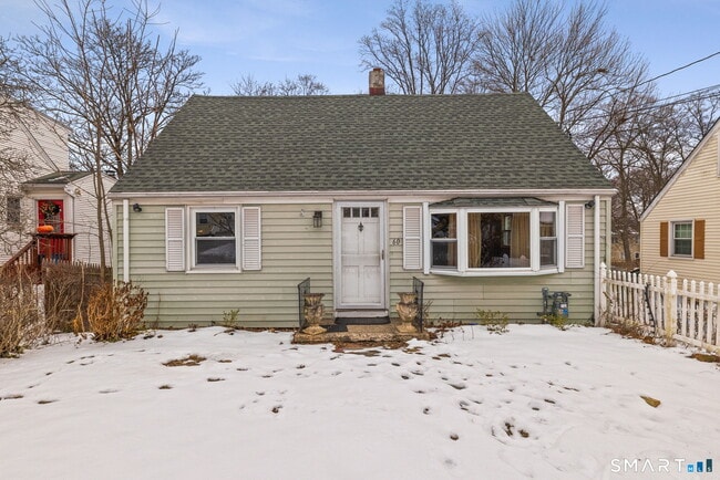 Building Photo - 60 Ferris Ave