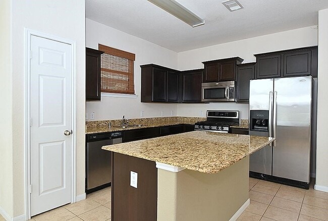 Photo - 1122 Larkfield Dr