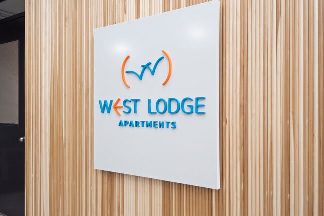 103 & 105 West Lodge