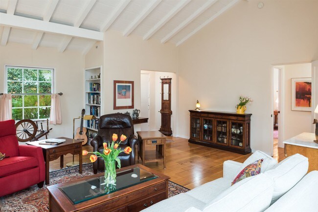 Photo - 3 br, 2 bath House - 3764 On Soundings