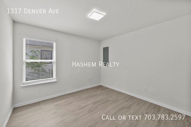 Photo - 1317 Denver Ave