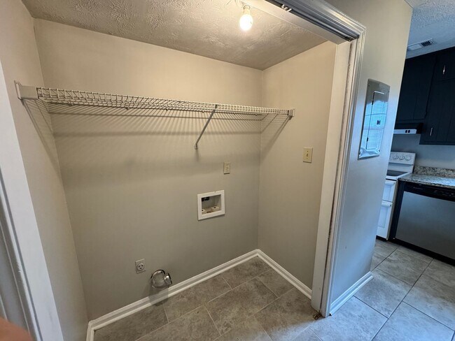 Photo - NOW READY!! 2 bedroom 2.5 bathroom in Snellville