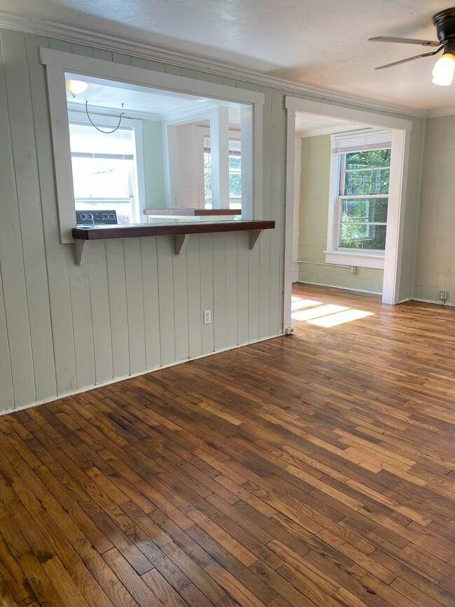 Photo - 307 NW 15th Ter Unit upstairs