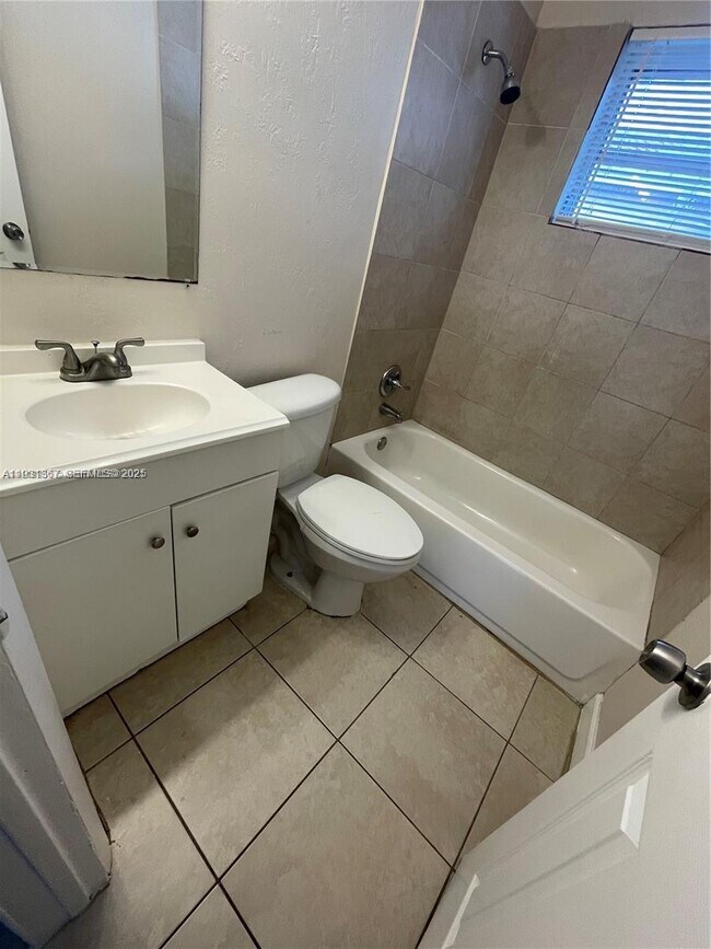 Photo - 2860 NW 15th St Unit 1-2