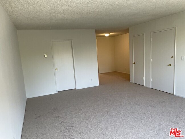 Photo - 9204 Whitworth Dr Unidad 5