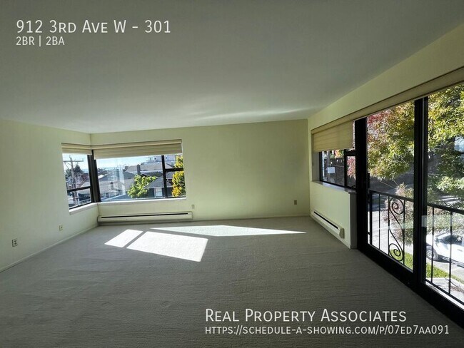 Photo - 912 3rd Ave W