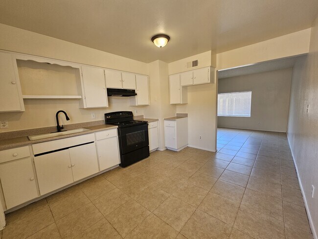 Photo - 2222 E Broadway Rd Unit 2222