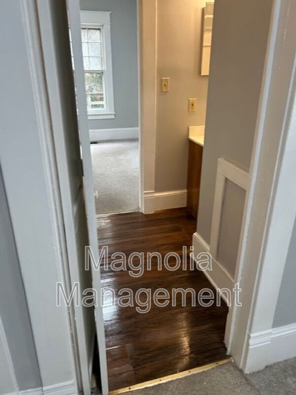 Photo - 107 W Jennette Ave