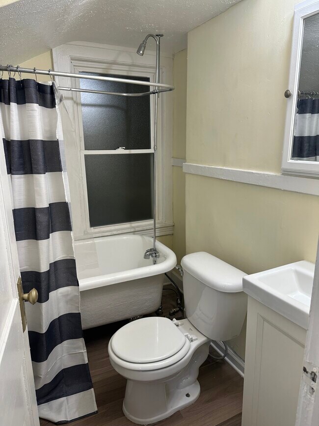 Photo - 3412 W 94th St