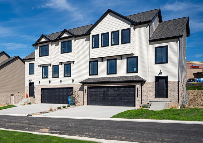 Building Photo - 214 Park Rdg