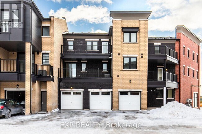 Photo - UNIT 2 - 3289 SIXTH LINE