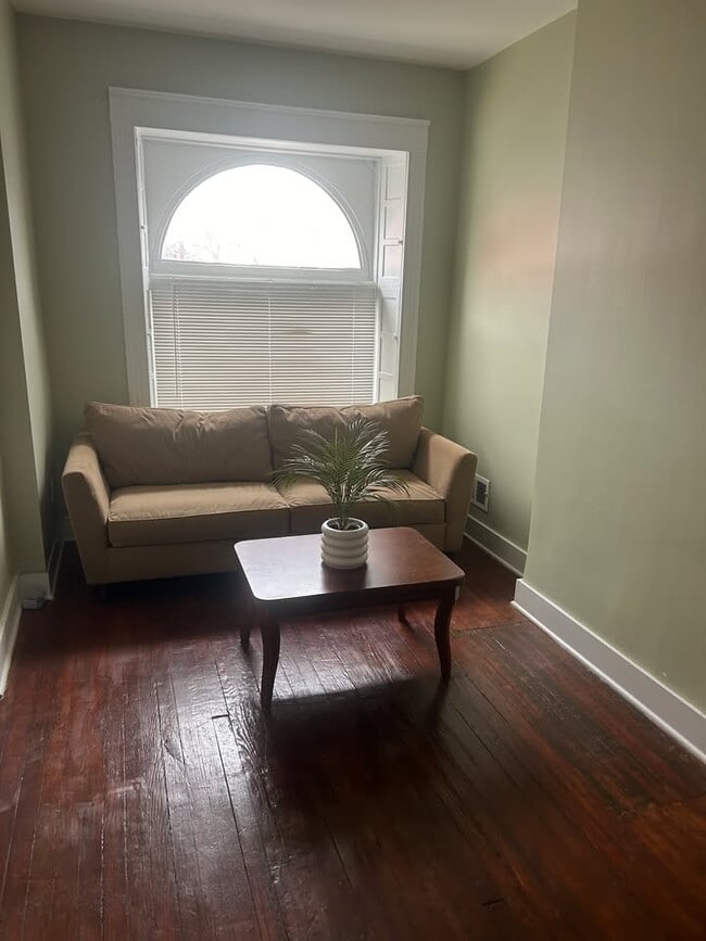 Photo - 1838 Rutland Ave