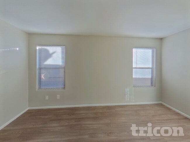 Photo - 40399 W Thornberry Ln