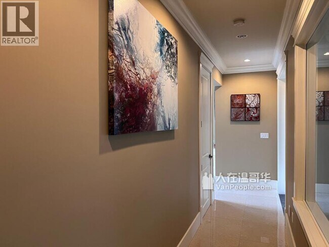 Photo - 9531 Chapmond Crescent