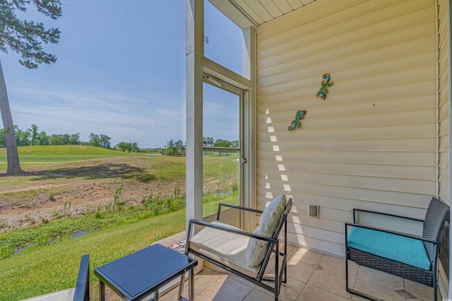 Photo - 480 River Oaks Dr