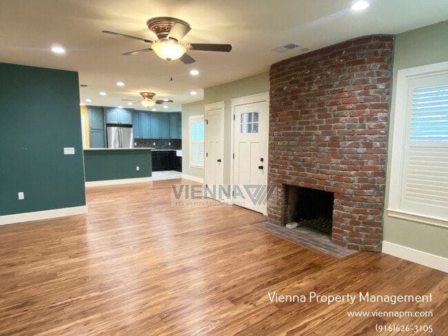 Photo - 5668 11th Ave