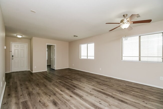 Photo - 5713 S 34th Ave