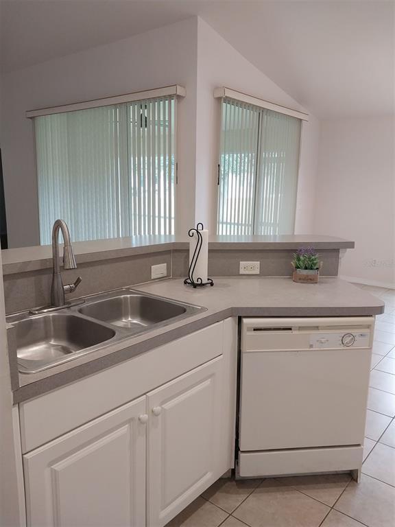 Photo - 1695 Gauguin Rd