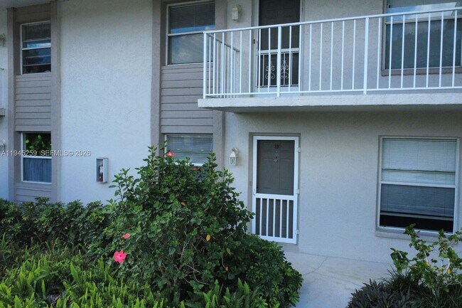 Photo - 1448 Churchill Cir Unit 103