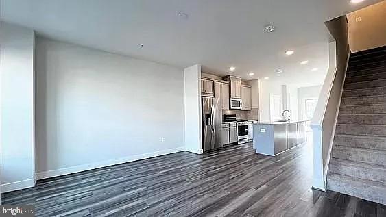 Photo - 1207 Vermeer Ave