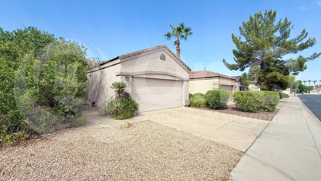 Building Photo - 3237 E Maldonado Dr Rental