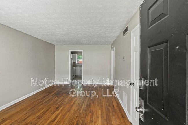 Photo - 1595 Carlisle St NW