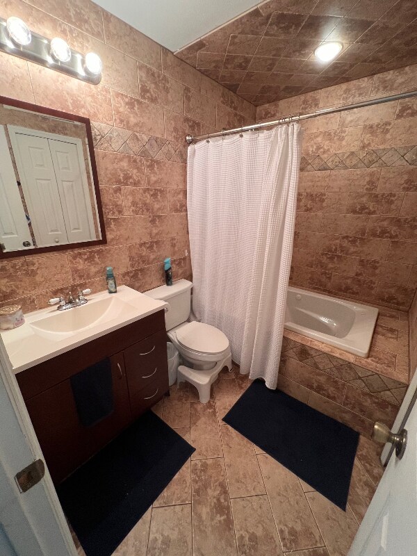 Photo - 280 Buccaneer St NE