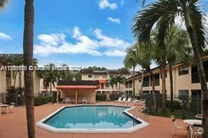 Building Photo - 3043 Riverside Dr Unit 222 Rental
