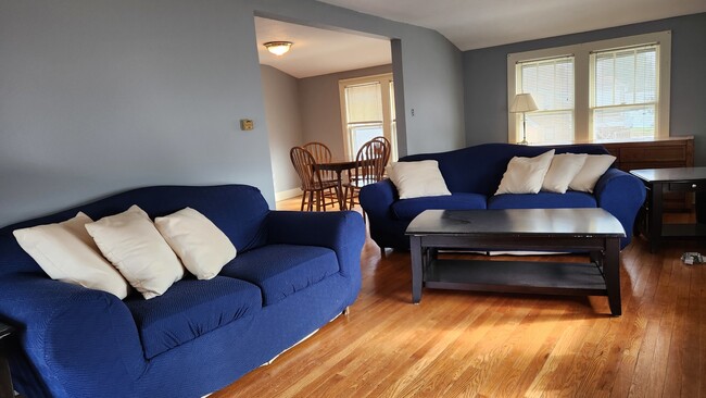 Photo - 228 S Church St Unit 1