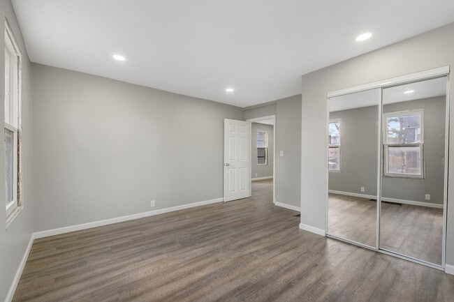 Photo - 607 Riverside Ave