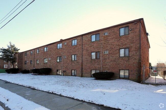 Photo - Jarretts Court Apartments