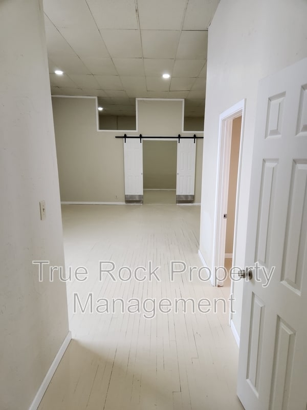 Photo - 208 E MAIN, Apt #3 (BILLS PAID- not including tv or wifi)