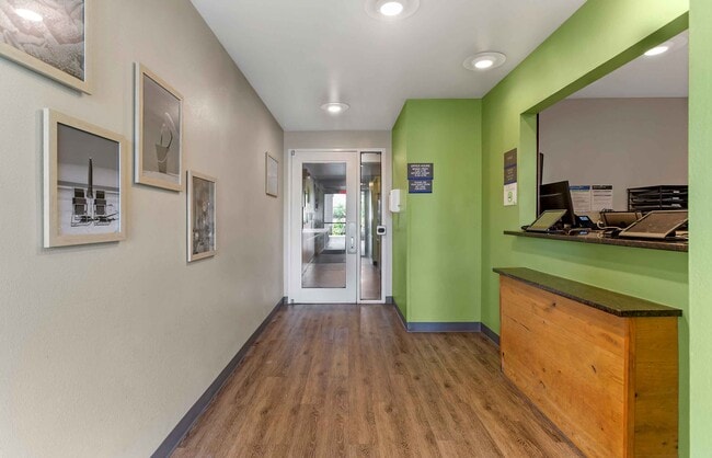 Photo - Furnished Studio-Fort Myers