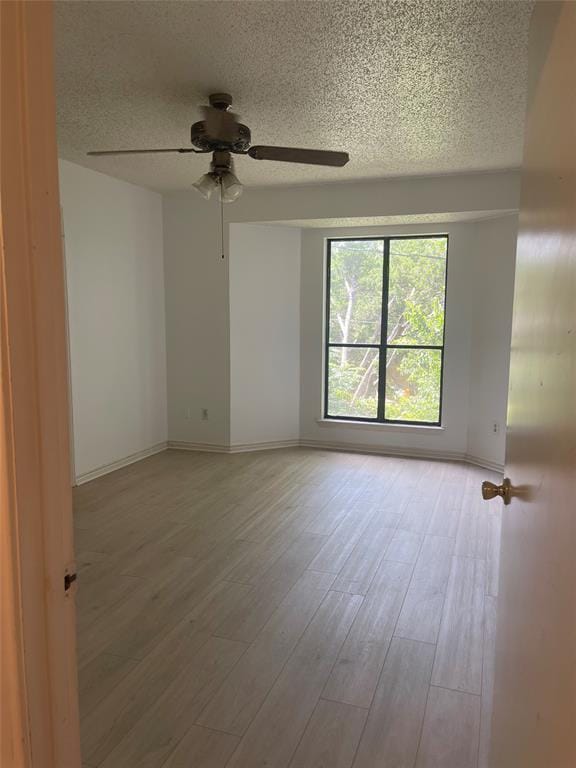 Photo - 6610 Windrift Way