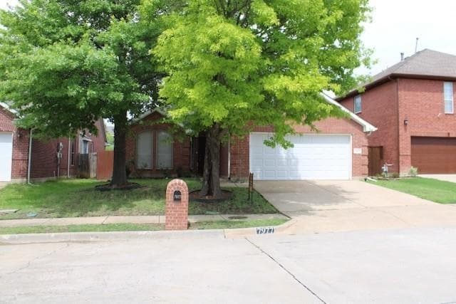 Building Photo - 7977 Glenway Dr Rental