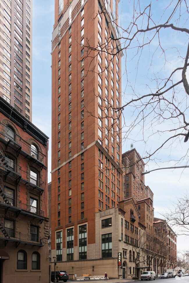 Photo - The Park Laurel