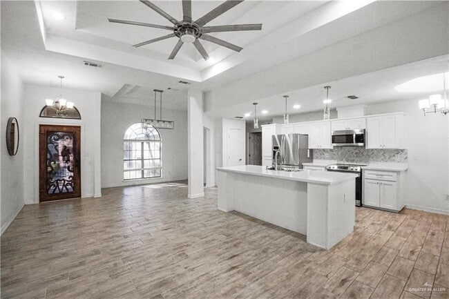 Photo - 17 N 34th St
