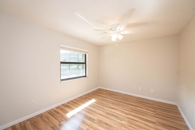 Photo - Beach or River? Beautiful Pool Rental