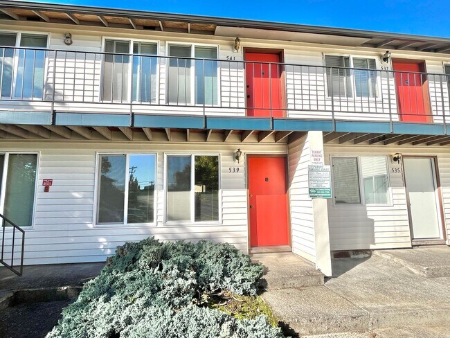 Building Photo - 527-545-545 SE 78th Ave Unit 539