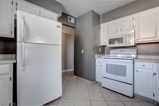 Photo - 3151 N Soaring Gulls Dr Unidad 2018