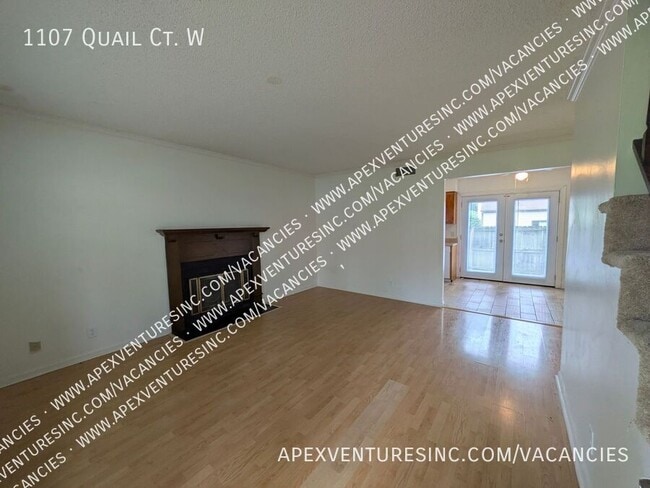 Photo - 1107 Quail Ct W