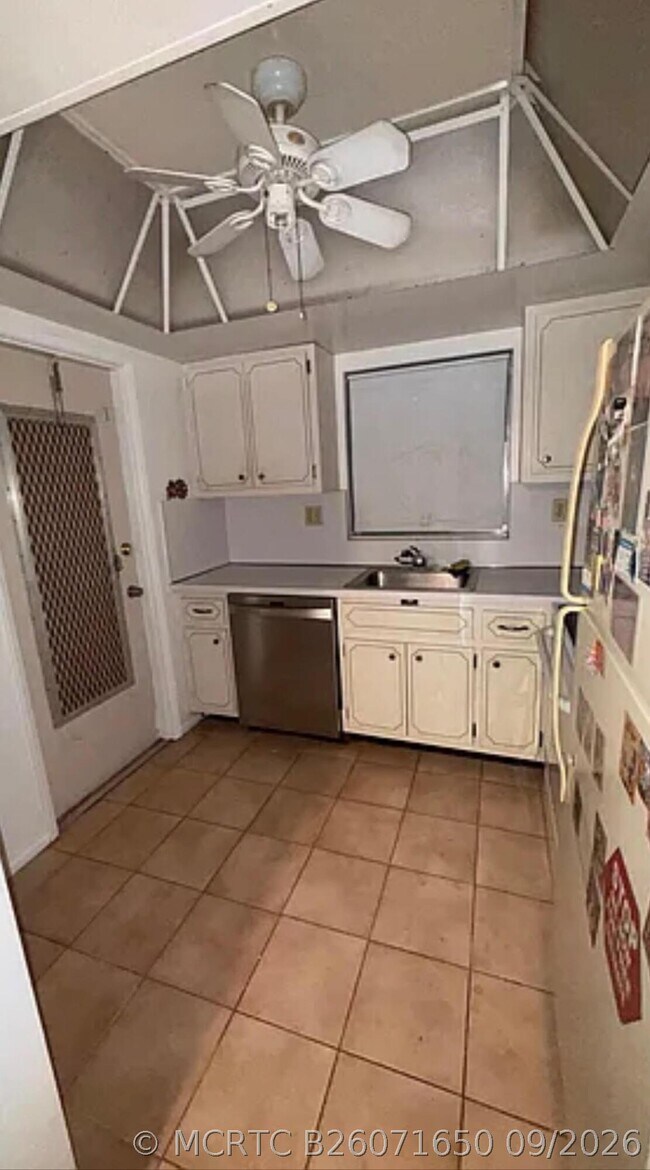 Photo - 601 Pine Dr Unit 104