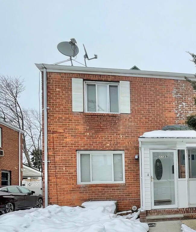Photo - 77-29 249th St House