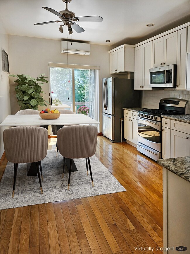 Building Photo - GREENWOOD CHARMER Rental