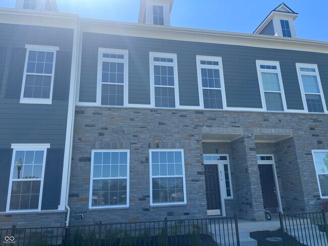 816 Kinzer Ave