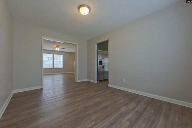 Photo - 410 Fox Trot Dr