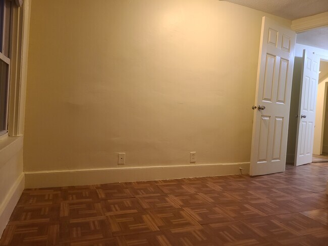 Photo - 63 Benedict St