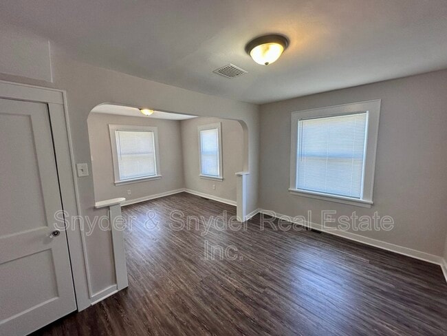 Photo - 89 2nd Ave